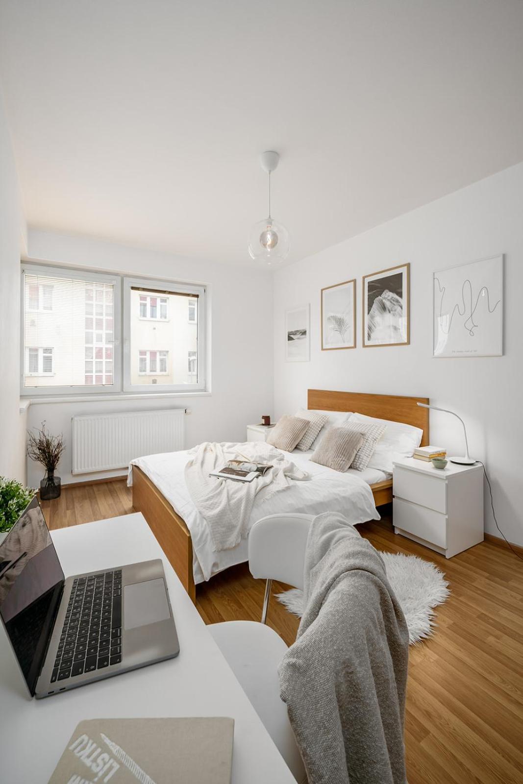 Prague Days - Bright Apartment - Balcony - Private Parking المظهر الخارجي الصورة